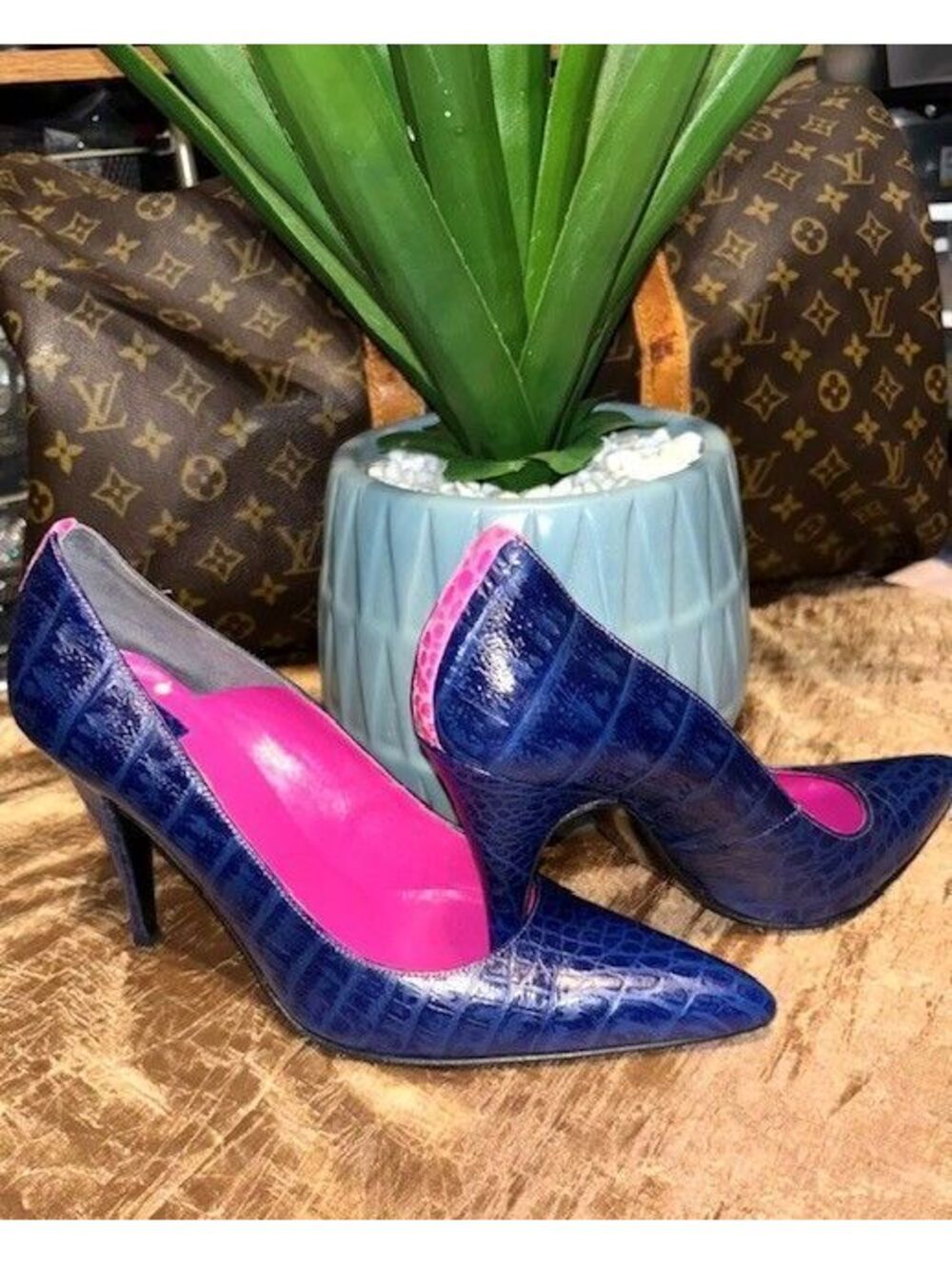 Dolce Vita Leather Alligator Print (Blue/Pink) W-8